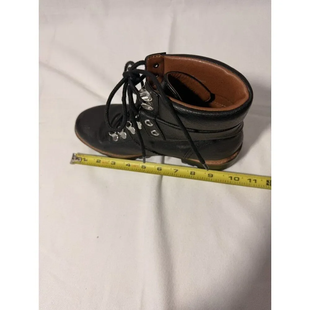 Indigo Rd Black Lace-Up Hiking Ankle Boots Women’s Faux Leather Lug Sole Booties